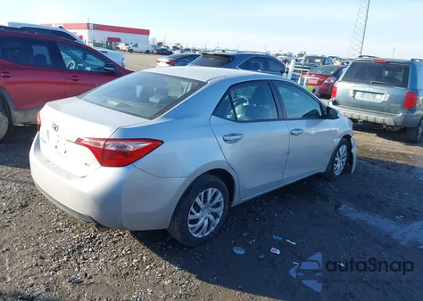 2019 Toyota Corolla Le z USA, uszkodzony, nr VIN 2T1BURHE0KC147123